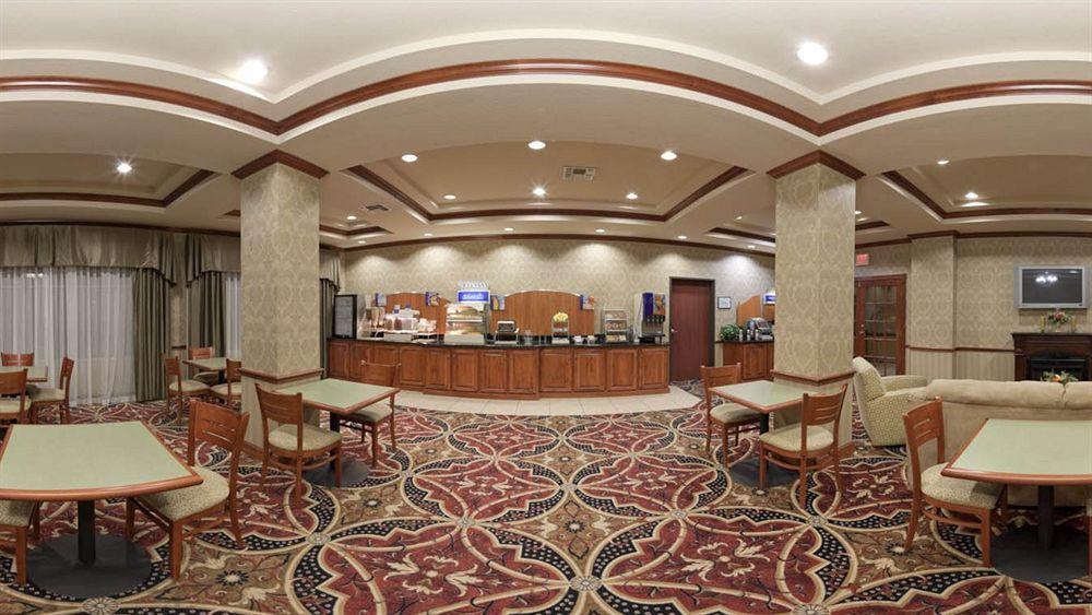 Holiday Inn Express Hotel And Suites Corsicana I-45 By Ihg Exterior photo
