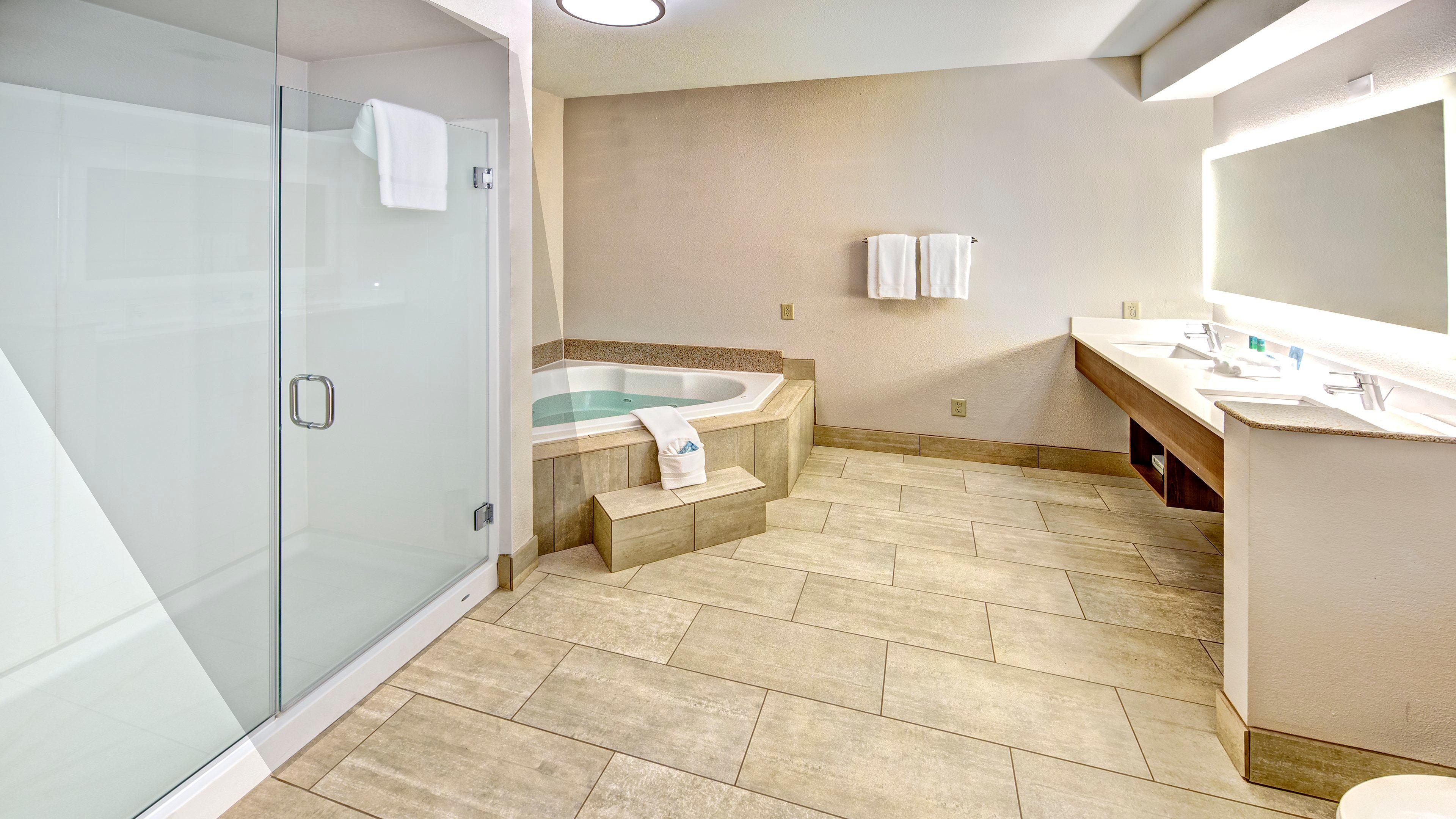 Holiday Inn Express Hotel And Suites Corsicana I-45 By Ihg Exterior photo